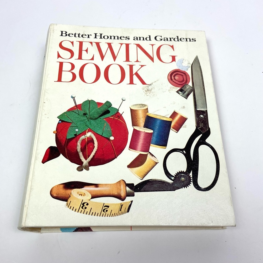 Vintage Better Homes & Garden Sewing Book